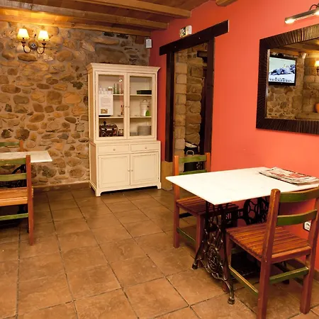 Casa Rosalia 카스트로우르디알레스