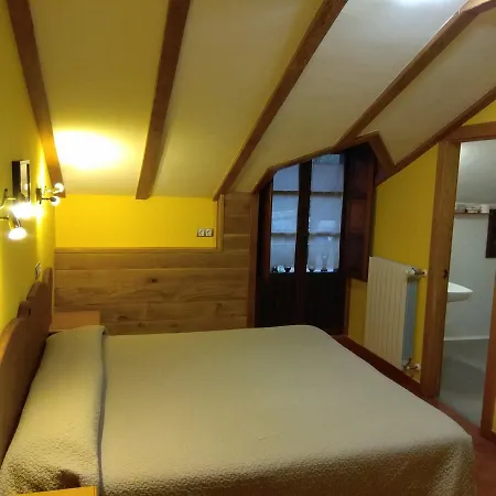 여관 Casa Rosalia *